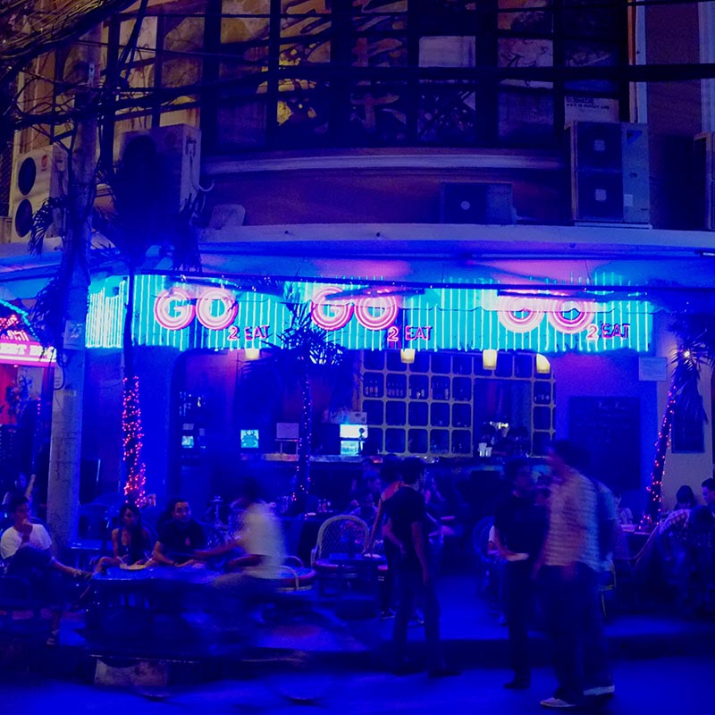 Bars & Restaurants
